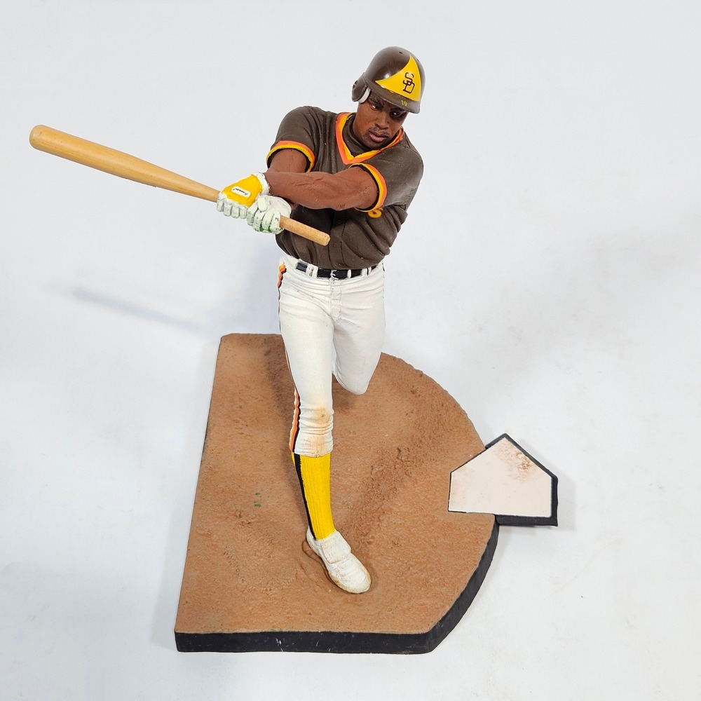 McFarlane Cooperstown Series 7 Tony Gwynn San Diego Padres Figure 2009